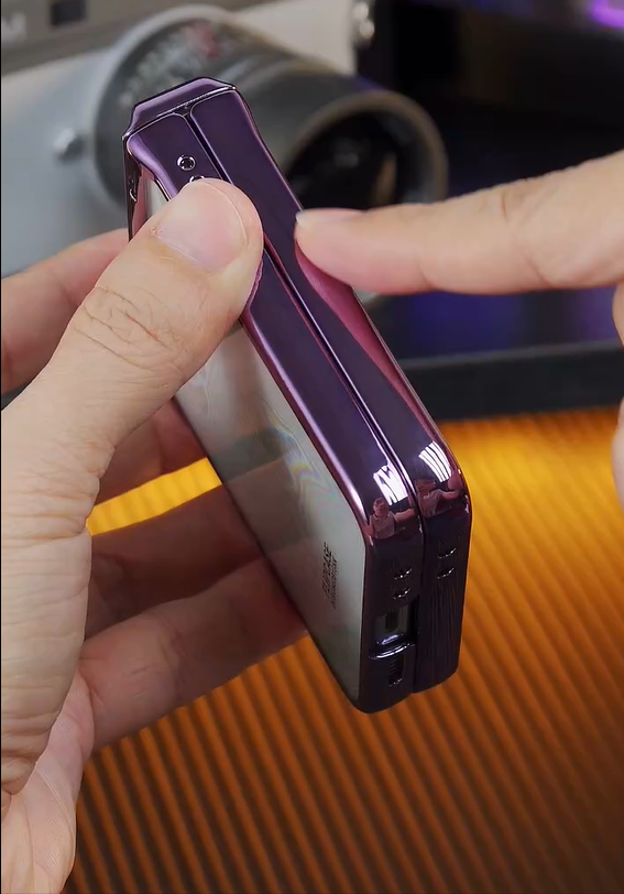 Magnetic Ring Holder Case — Outer Screen Protection & Matte Finish | Samsung Galaxy Z Flip 7