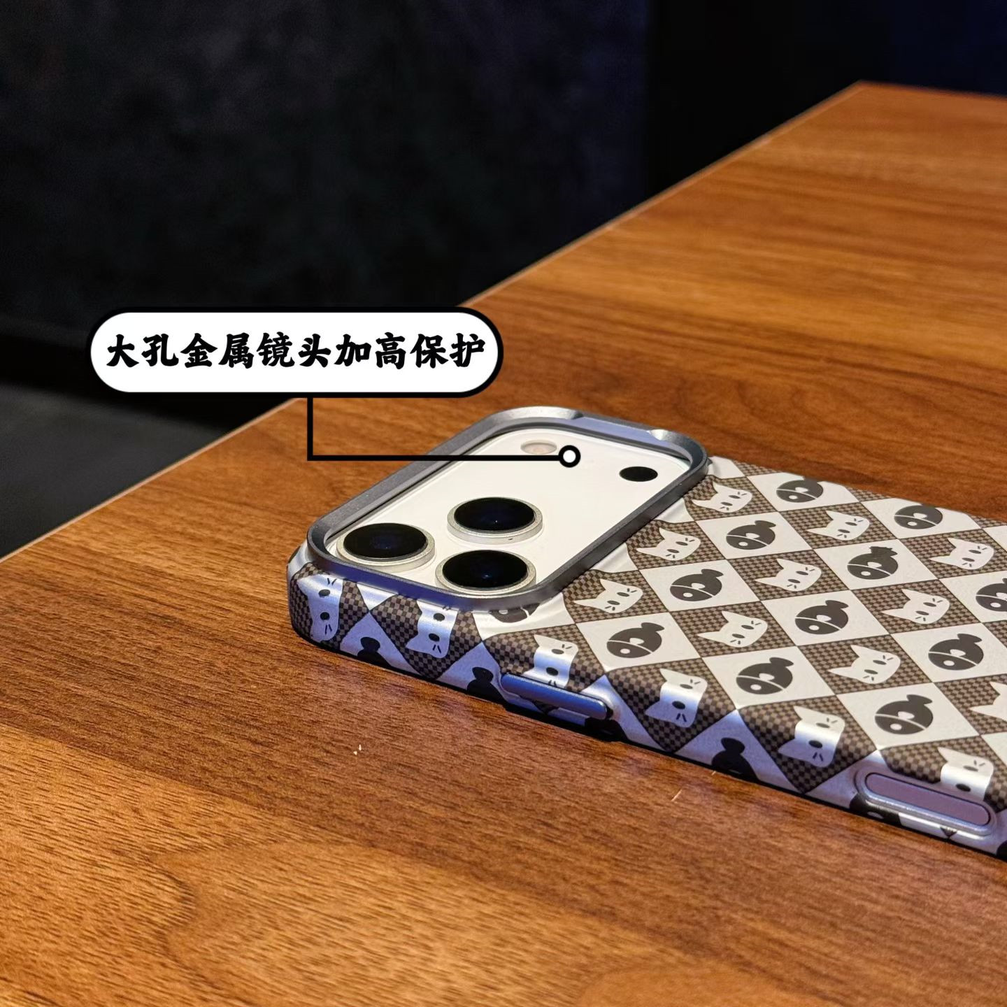 Premium Magnetic Case: Ultra-Thin & Wireless Ready