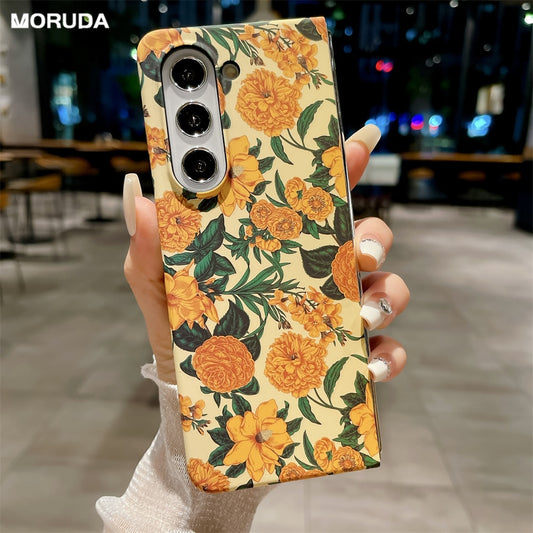 Retro Oil Painting Fragmented Flowers Case For Samsung Galaxy Fold